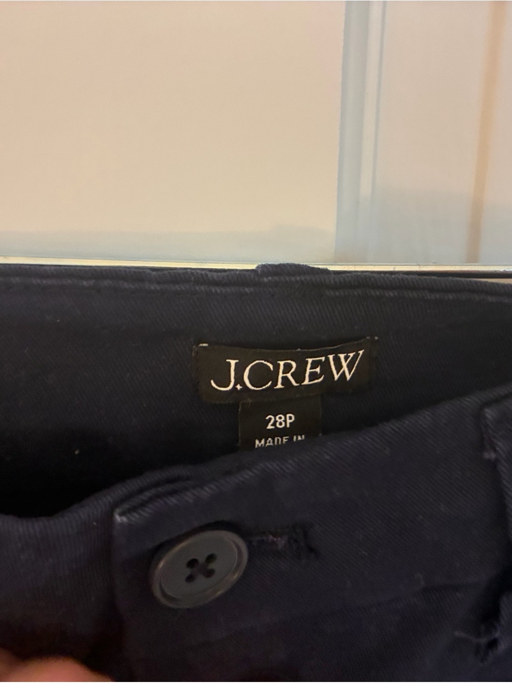 Petite Charley kickout crop pant in chino in NAVY blue - Picture 3 of 7